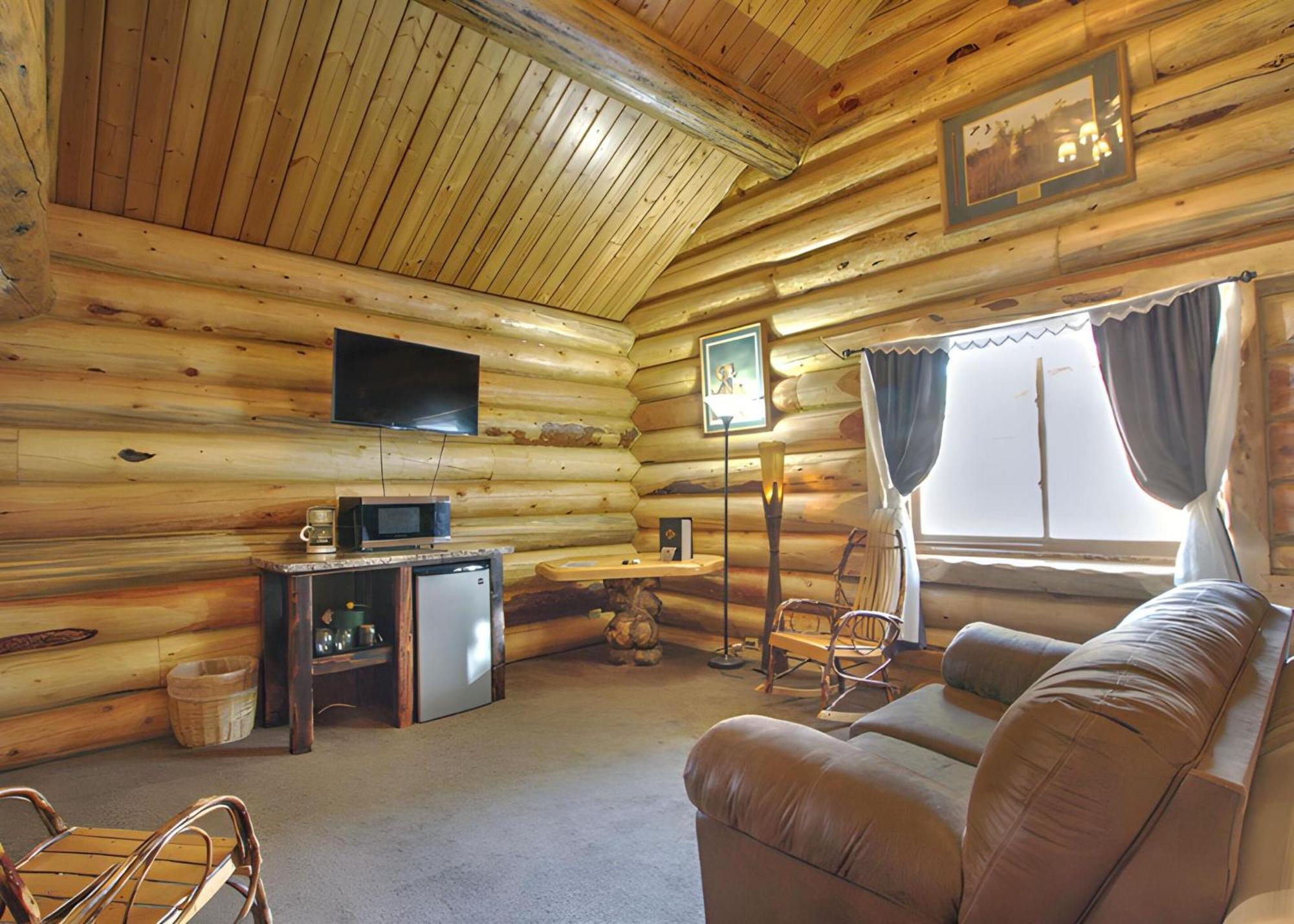 Вилла Hibernation Station Запад Йеллоустон Экстерьер фото